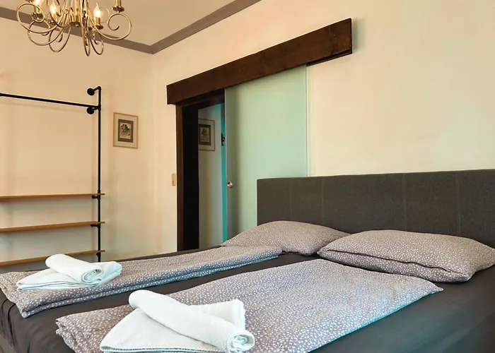 Haensch * غروسشوناو