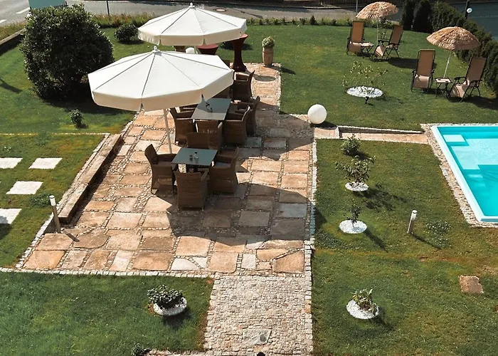 Haensch فندق غروسشوناو